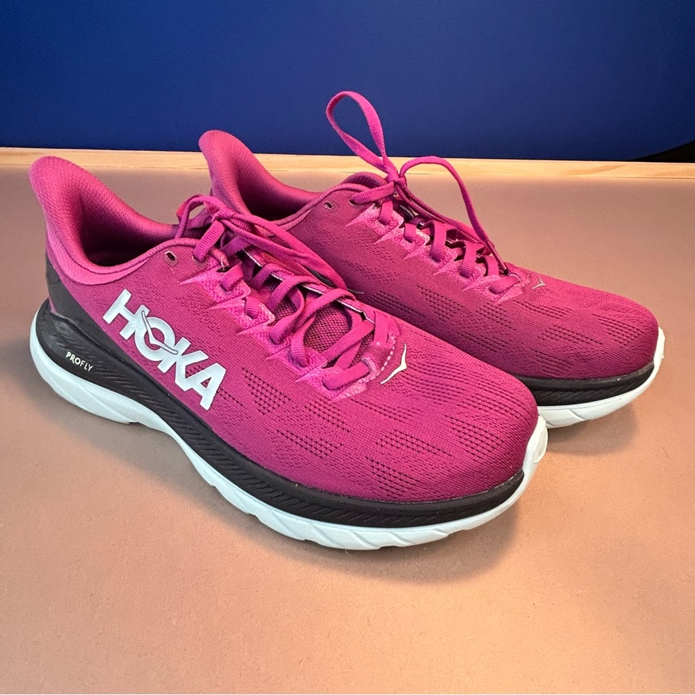 Hoka One One Mach 4 Profly Road Running Shoes Fuchsia Women’s Size 10B